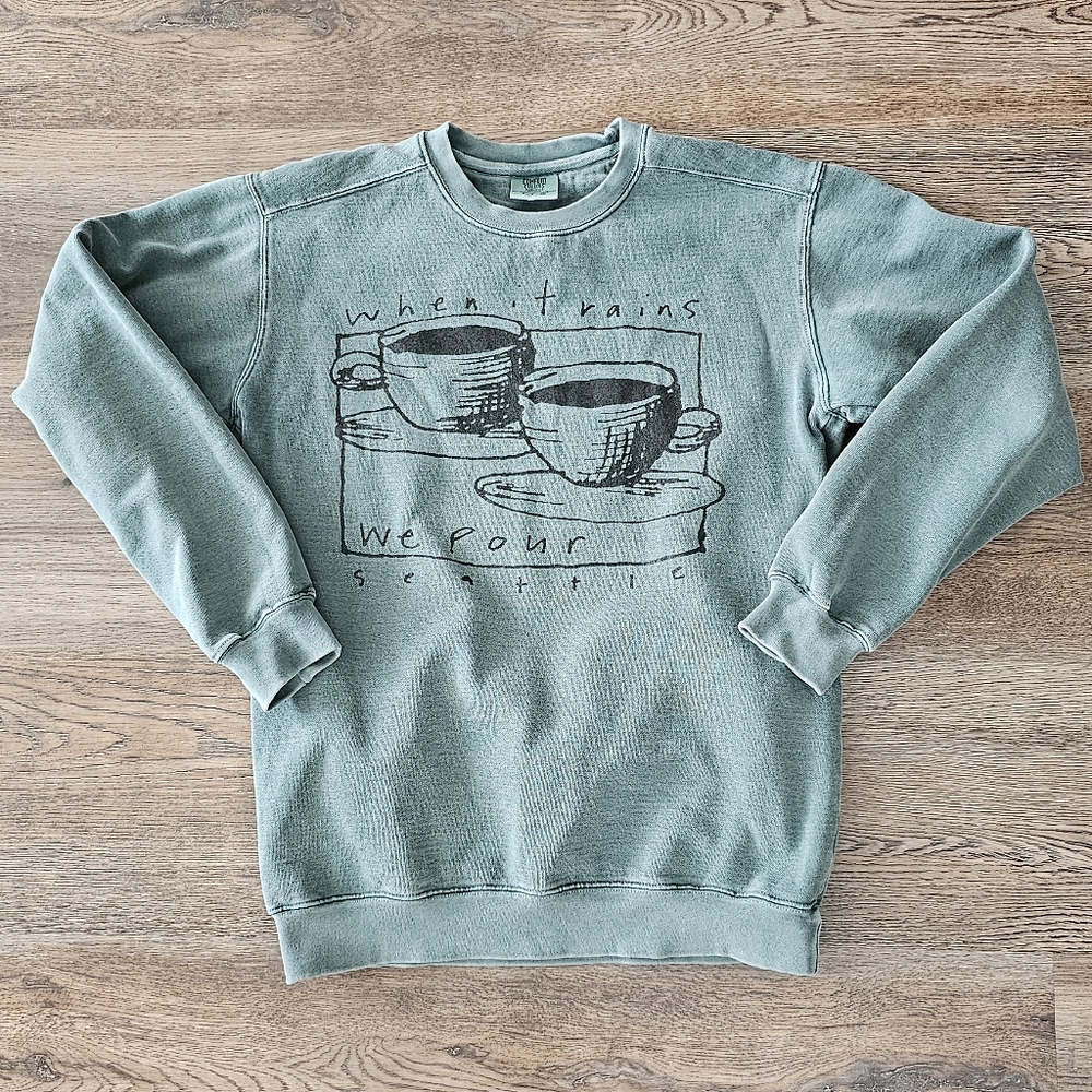 Seattle When It Rains We Pour Sweatshirt Small